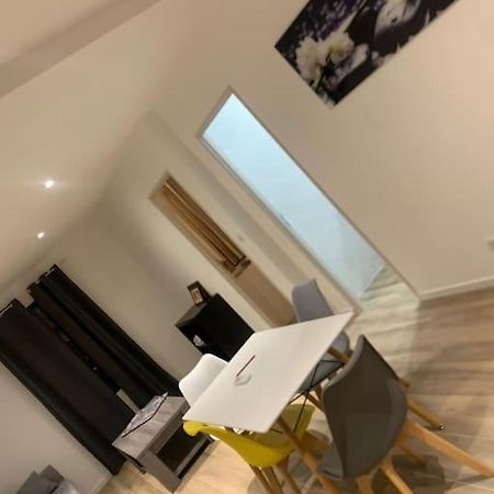 Le 2 Ter Apartment Puyloubier Luaran gambar
